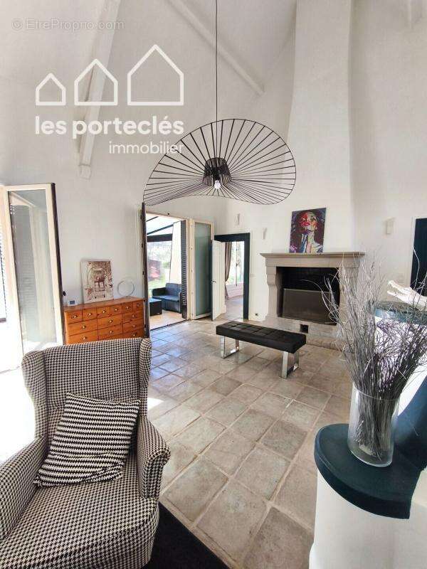 Maison à LOUVECIENNES