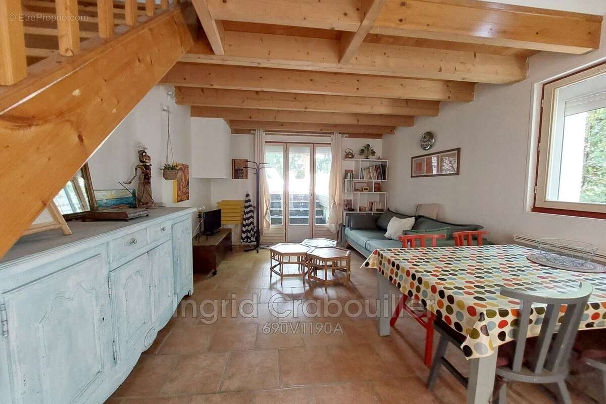 Appartement à VAUX-SUR-MER