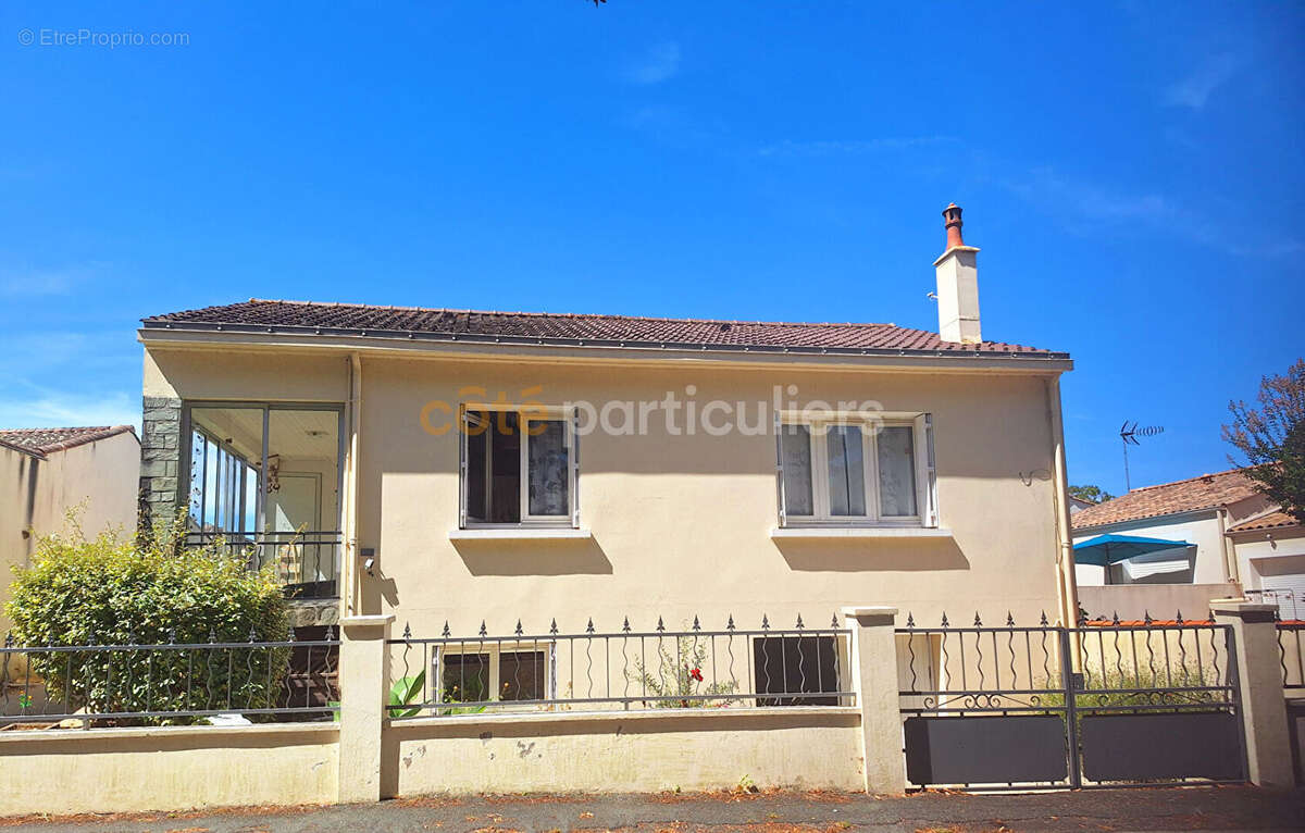 Maison Saint Michel En L Herm 4 pièces 100 m2 - photo 9