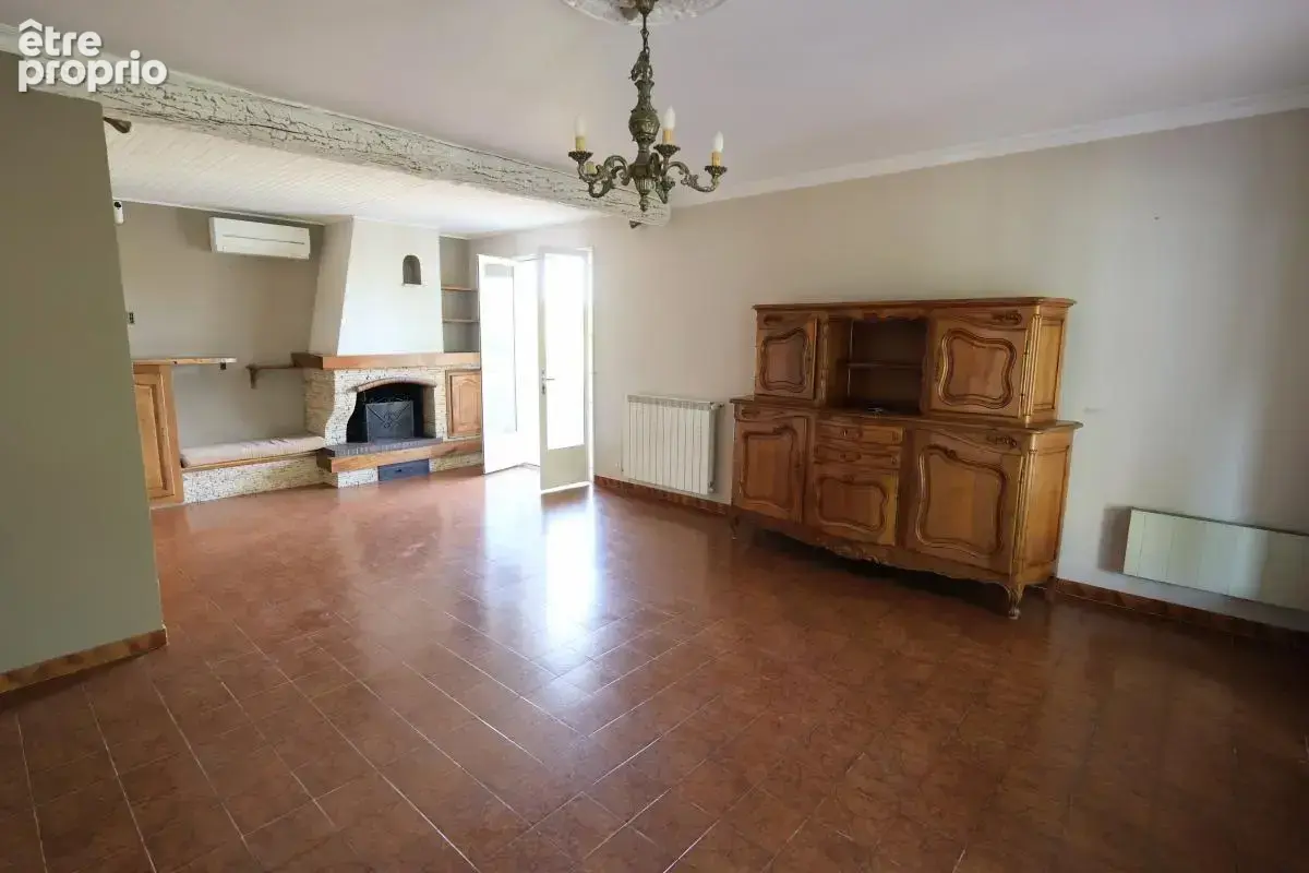 Maison T6 avec garages et piscine - photo 5
