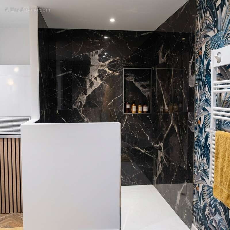 Bien ultra atypique VILLA ARTISTE ARCHITECTE 260 M2 9 pièces PRUZILLY (71) Sur 1 hectare de forêt - photo 7