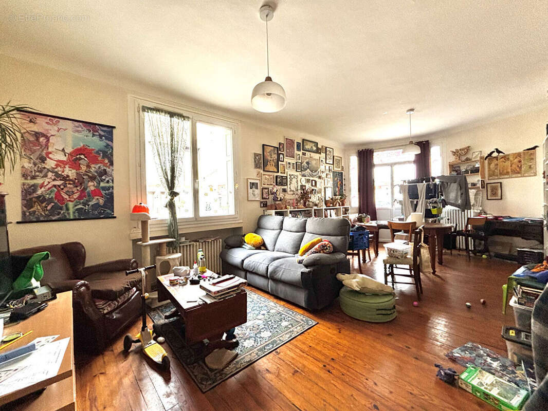 Appartement à SAINT-ETIENNE