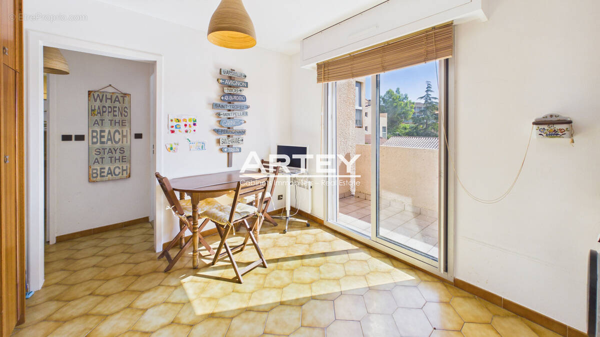 Appartement à CARQUEIRANNE