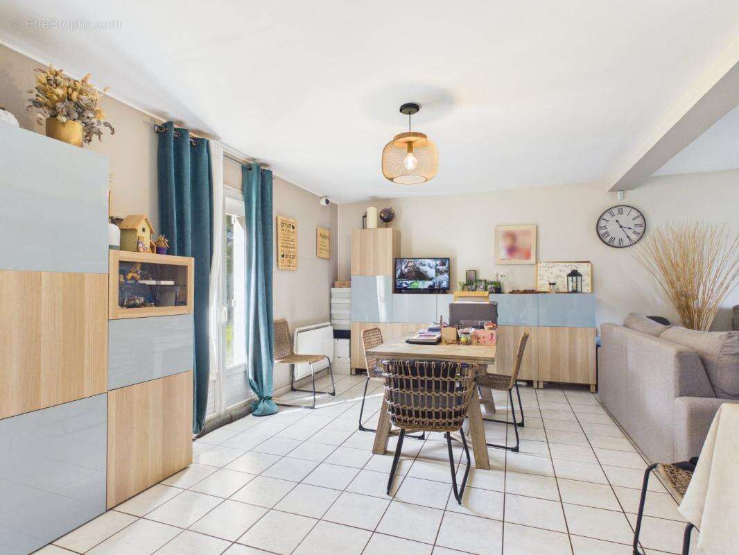 Maison à LE PLESSIER-SUR-BULLES