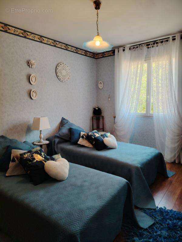 Belle maison avec vue dominante sur la vallée- A 5 minutes de la gare de Poitiers - photo 14
