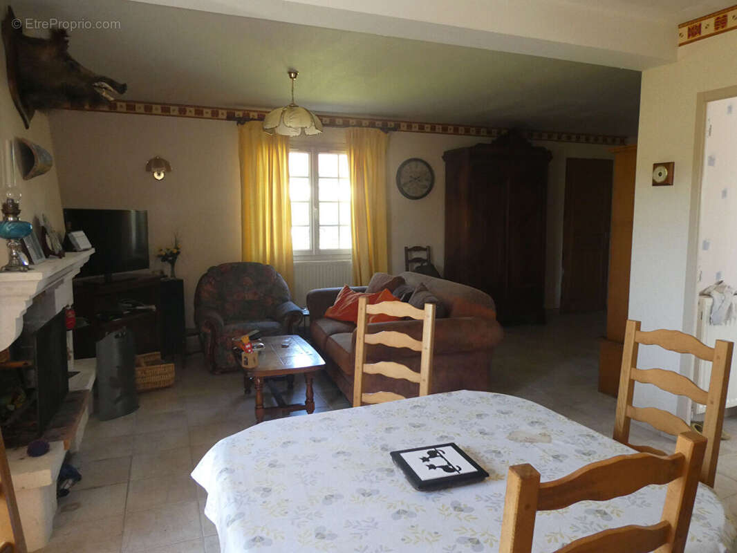 Maison à PONT-L'EVEQUE