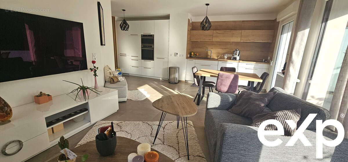 Appartement à VOGLANS