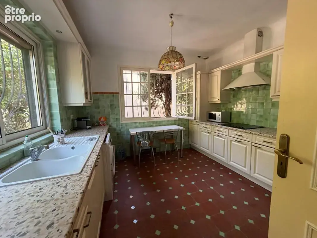 Villa de caractère  5 pièces 147 m² Piscine Vue sur le château de Salernes - photo 7