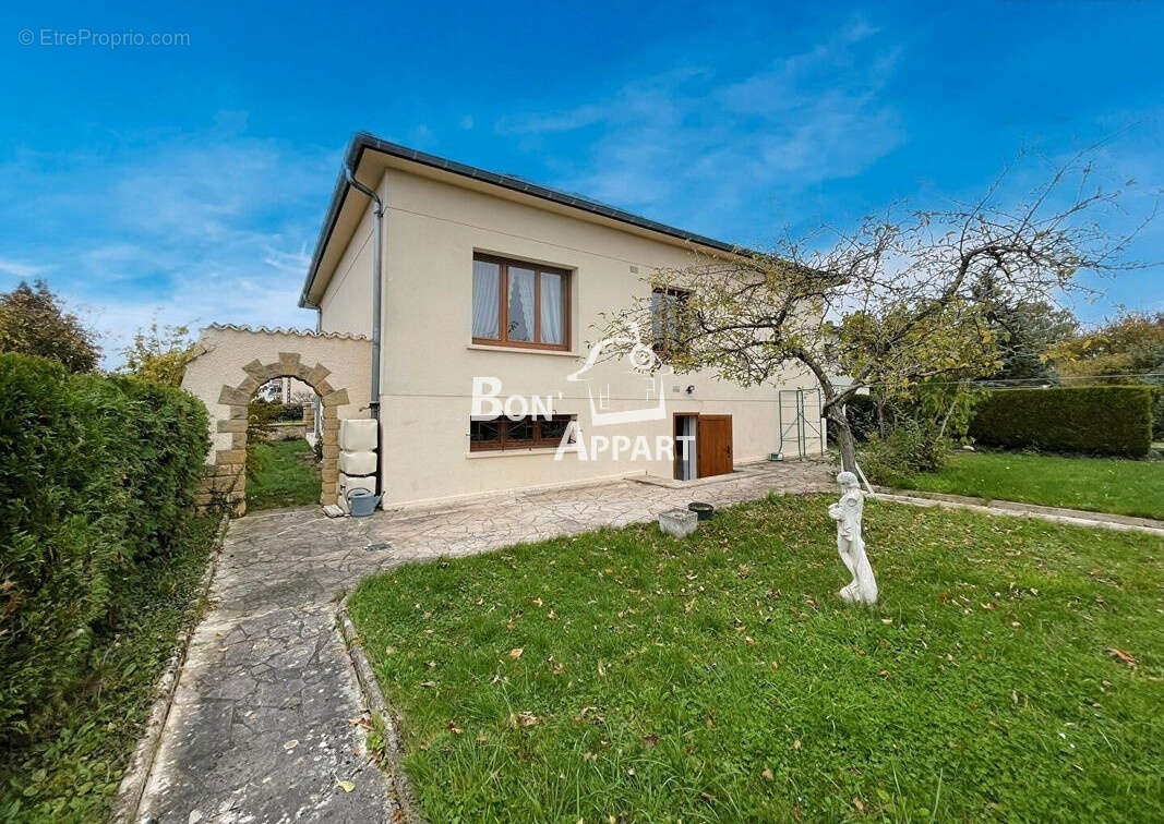 Maison à BRIEY