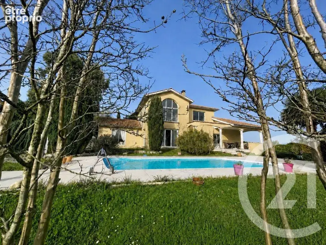 Maison à SAINT-CYR-SUR-LE-RHONE
