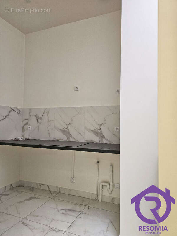 Commerce à PARIS-15E