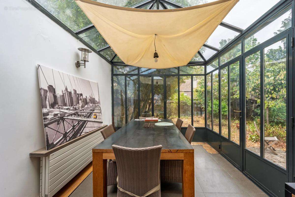 Maison de 5 pièces de 152 m² à Saint-Maur-des-Fossés - photo 12