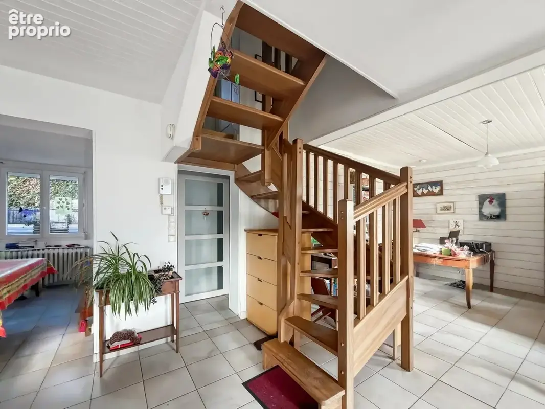Maison 9 pièces 138 m² à vendre à Dieppe (76200) - photo 2