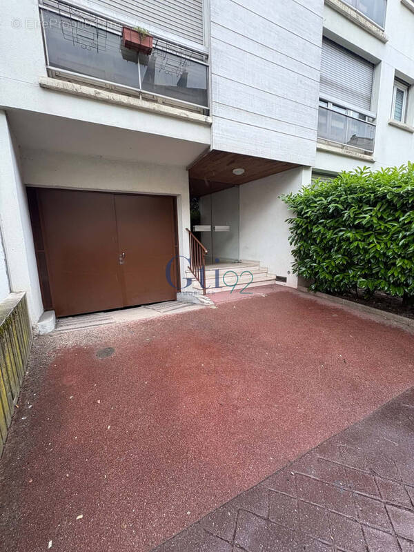 Parking à CLAMART