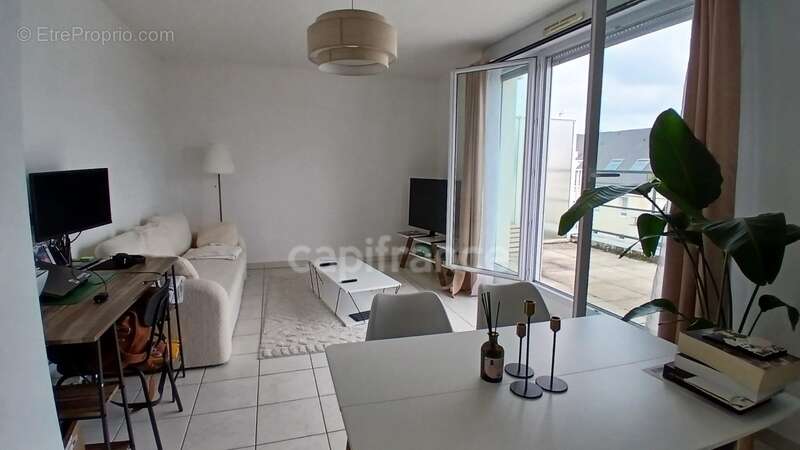 Appartement à SAINT-SEBASTIEN-SUR-LOIRE