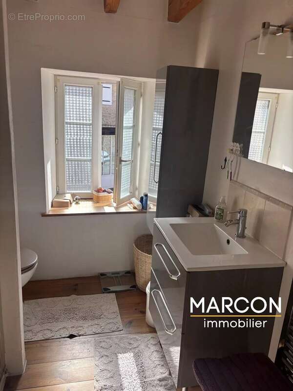 Maison à BESSINES-SUR-GARTEMPE