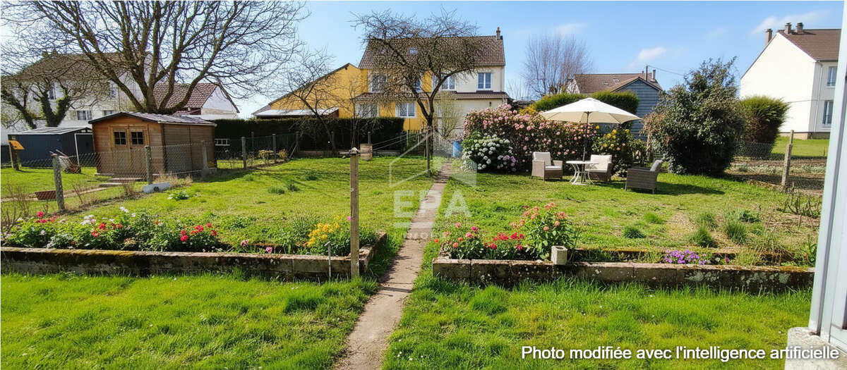 Maison à THIRON-GARDAIS