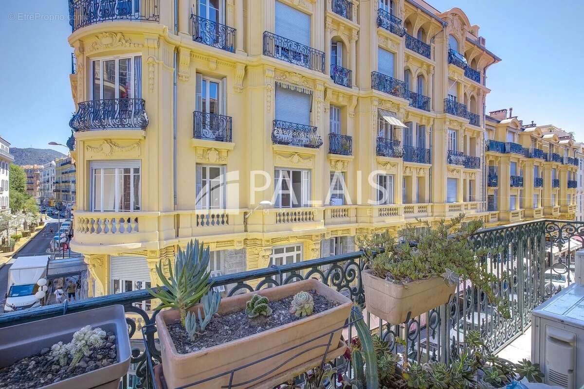 5 Pièces Hôtel des Postes - photo 2
