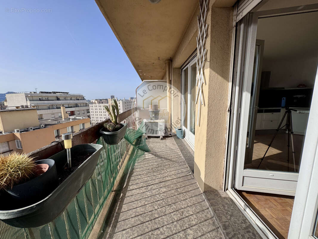 Appartement à MARSEILLE-10E