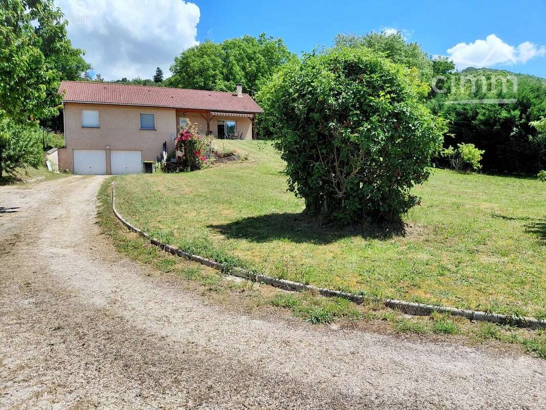 Maison plain-pied de 2005 – 100 m² habitables –1830 m2 de terrain clos - photo 4