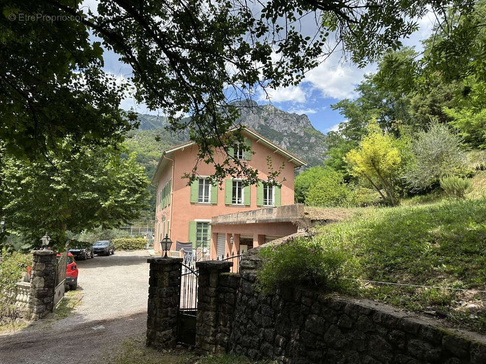 Appartement à ROQUEBILLIERE