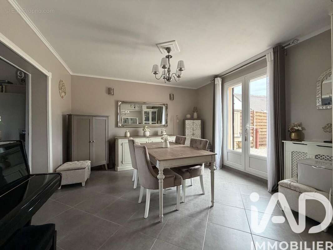 Photo 8 - Maison à GOUSSAINVILLE