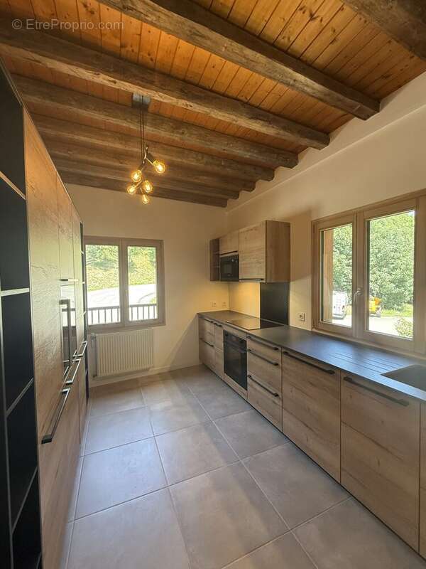 Maison 283 m² à Fontcouverte-La-Toussuire  - photo 3