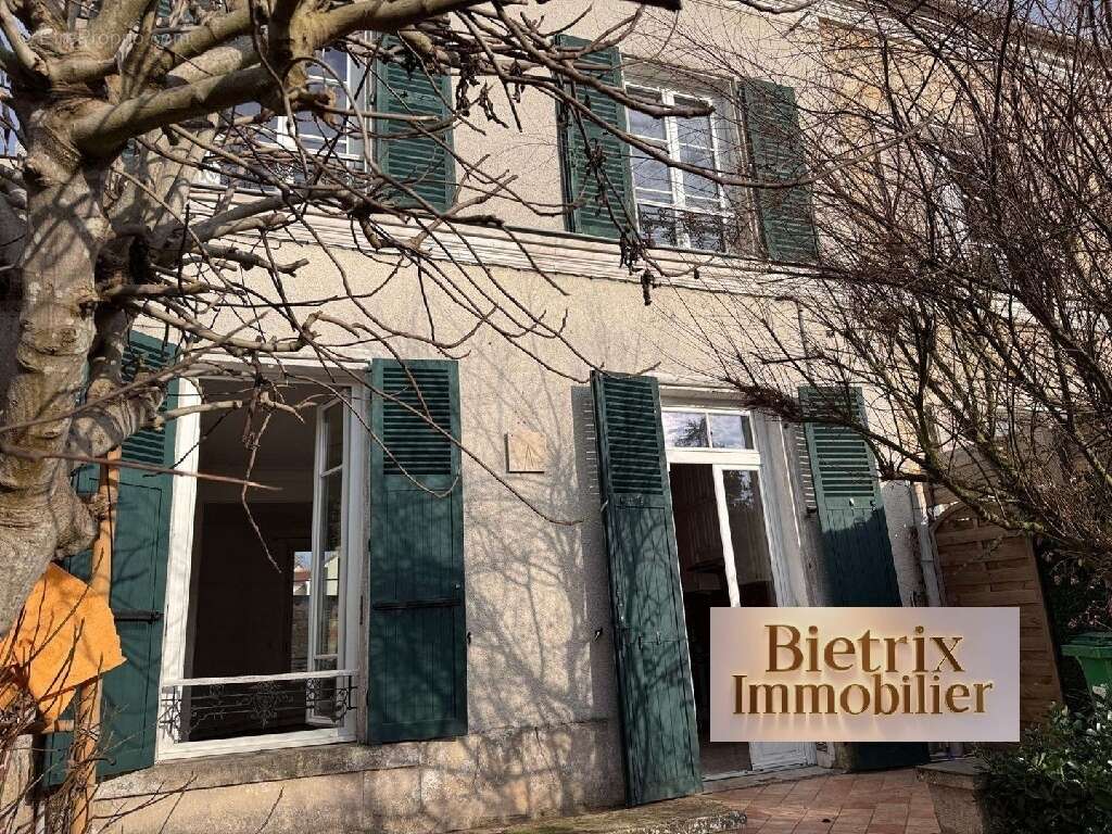 Maison à L'ISLE-ADAM