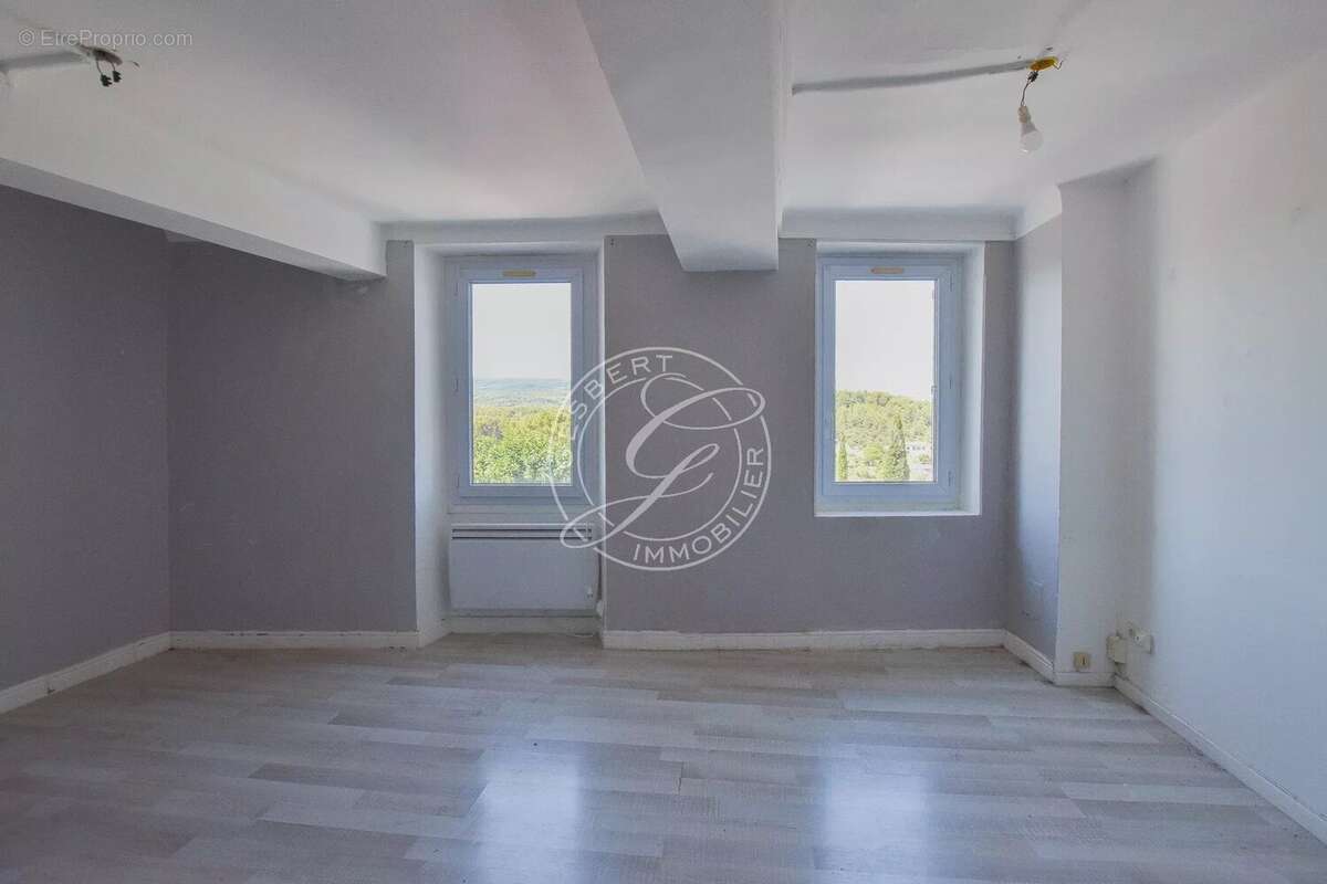 A vendre flayosc - appartement t2 - petite copropriété - photo 2