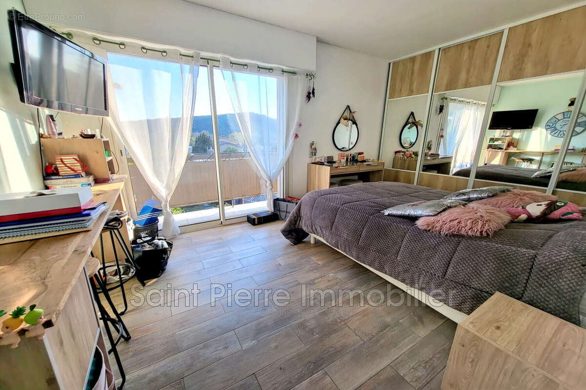 Maison à LA COLLE-SUR-LOUP