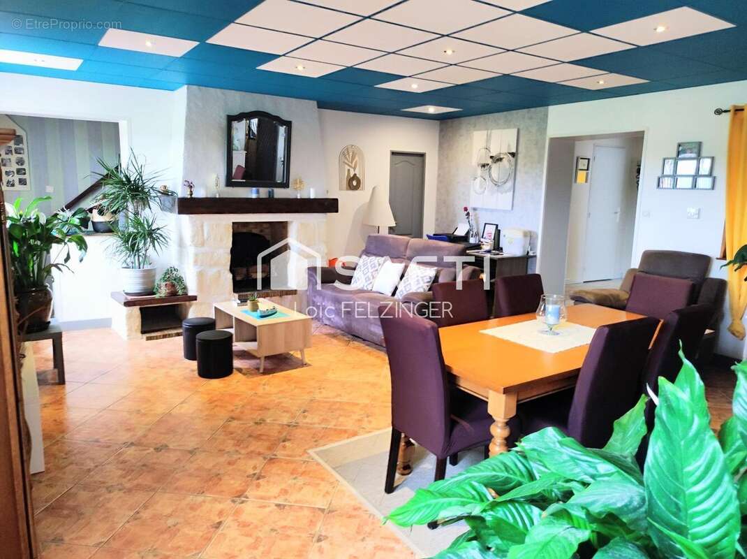 Photo 4 - Maison à TOULIS-ET-ATTENCOURT