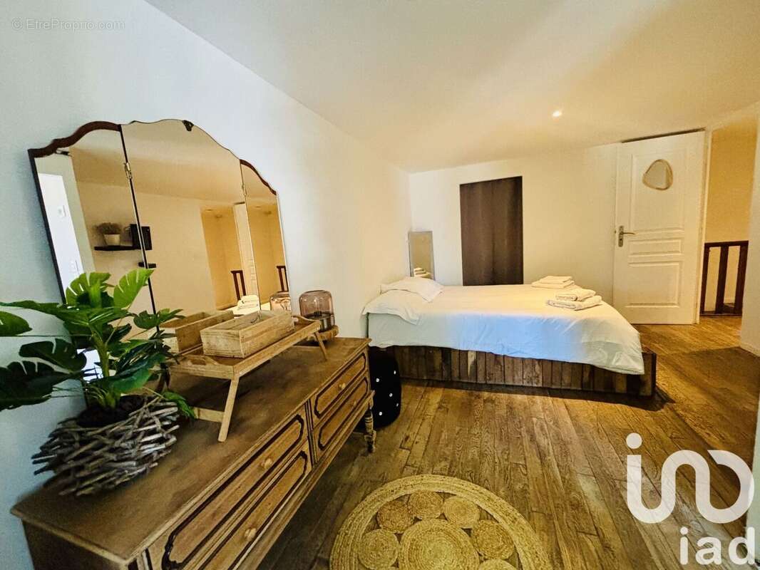 Photo 5 - Maison à VIVIER-AU-COURT