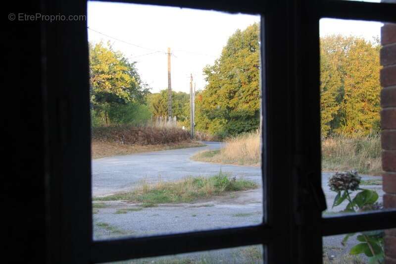 Maison en pierre à rénover-grange attenante-jardin - photo 5