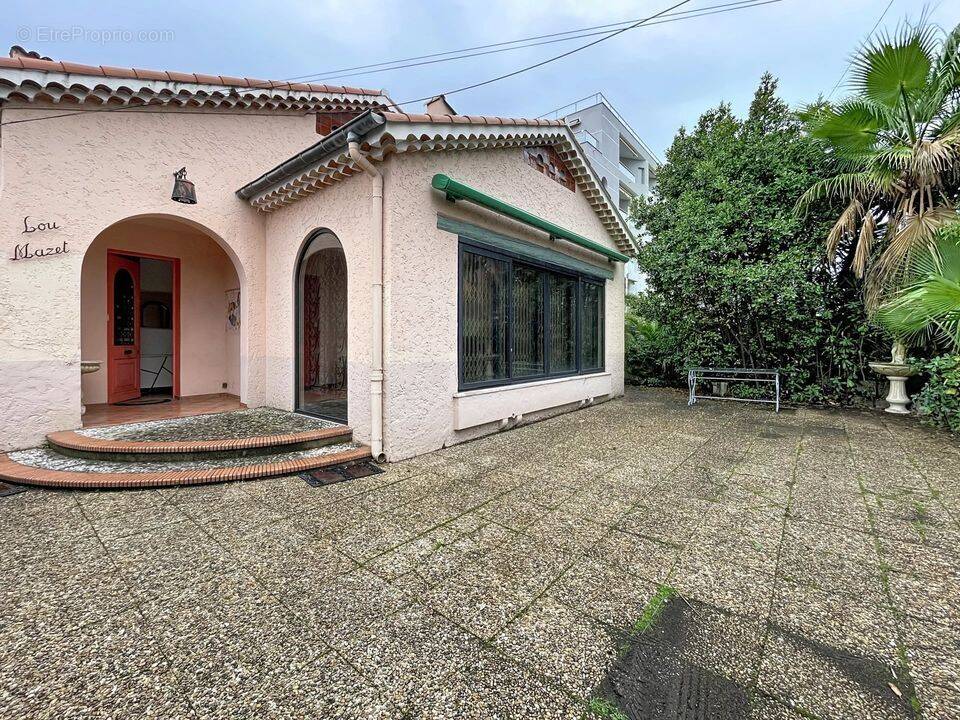 Maison à CAGNES-SUR-MER