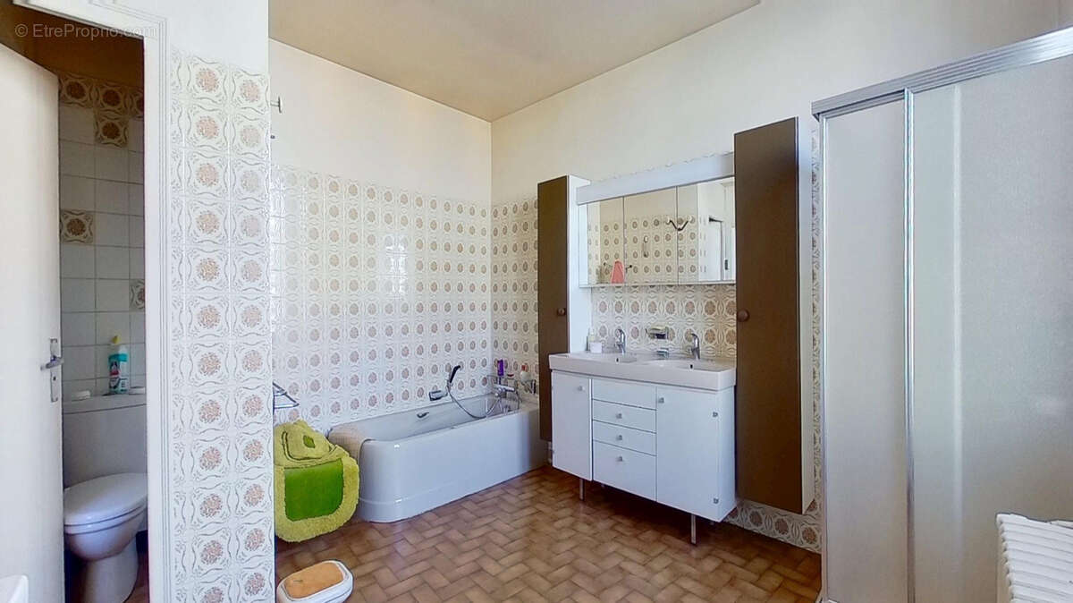 Maison à FAINS-VEEL