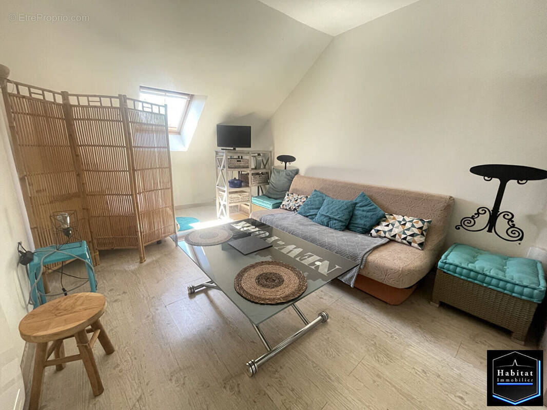 Appartement à LE PLESSIS-BELLEVILLE