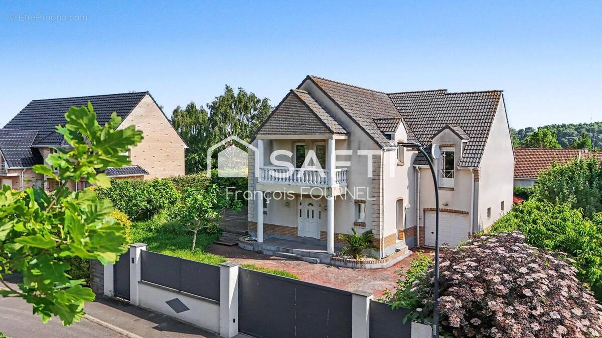 Photo 1 - Maison à LONGUENESSE