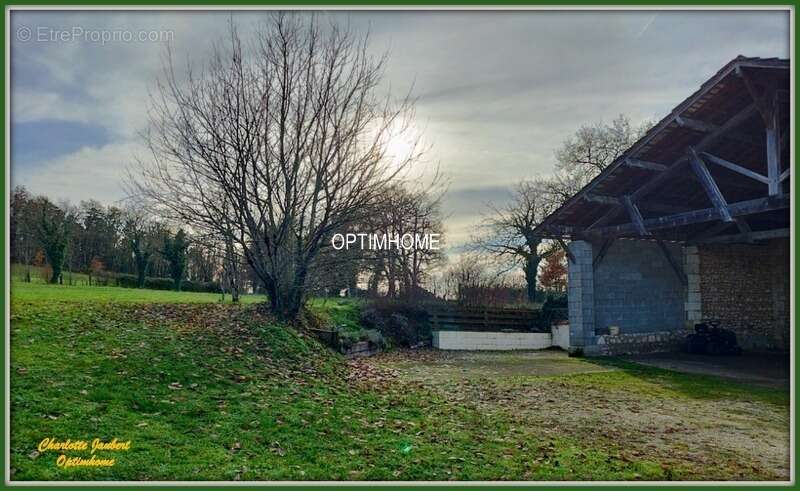 Maison à SAINT-AULAYE