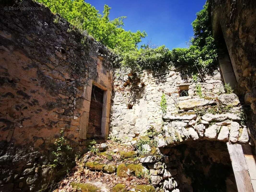 Maison à SAINT-PAUL-TROIS-CHATEAUX