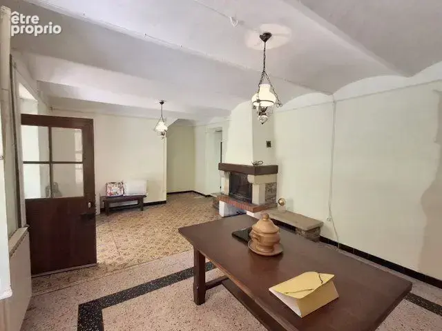 Maison 10 pièces 197 m² à vendre à Saint-Ambroix (30500) - photo 4