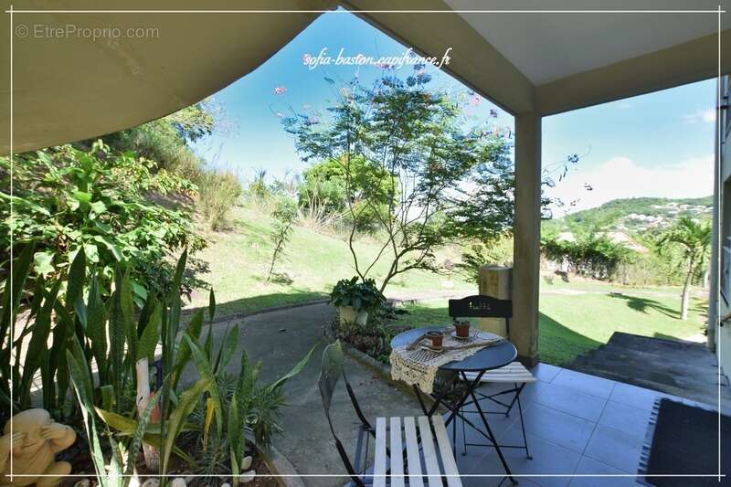 Appartement à LES TROIS-ILETS