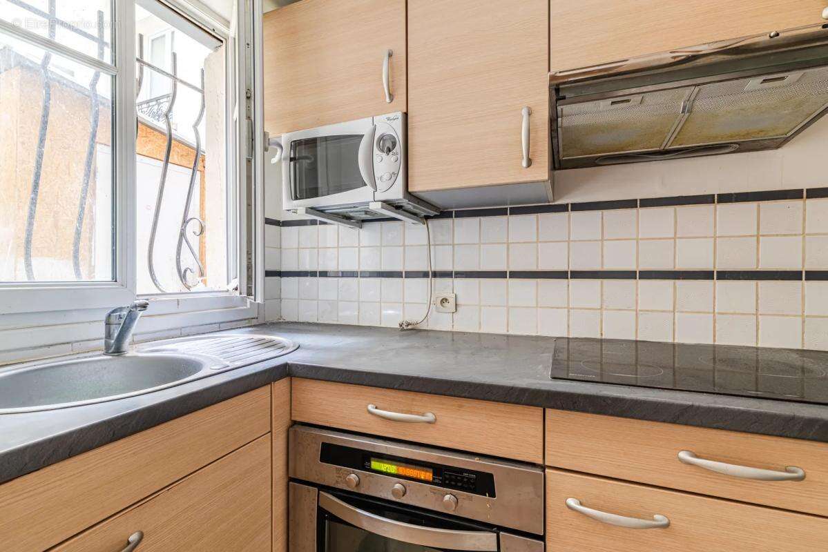 Appartement à PARIS-18E