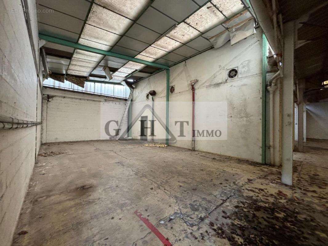 Commerce à SAINT-MAUR-DES-FOSSES