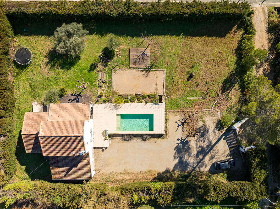 Maison à LORGUES