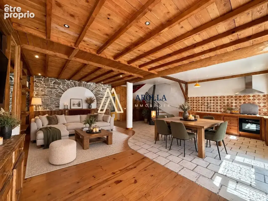 Photo Appartement à La Cote-D'aime au prix de 239 000€