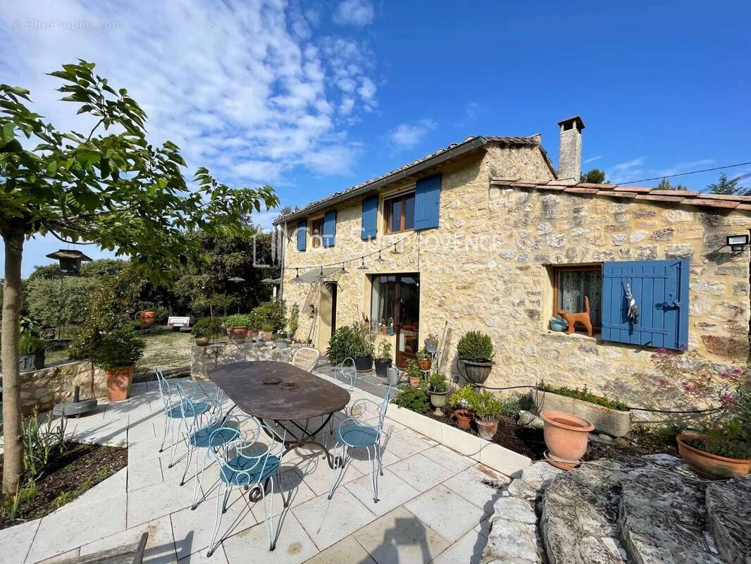 Maison à LE BARROUX