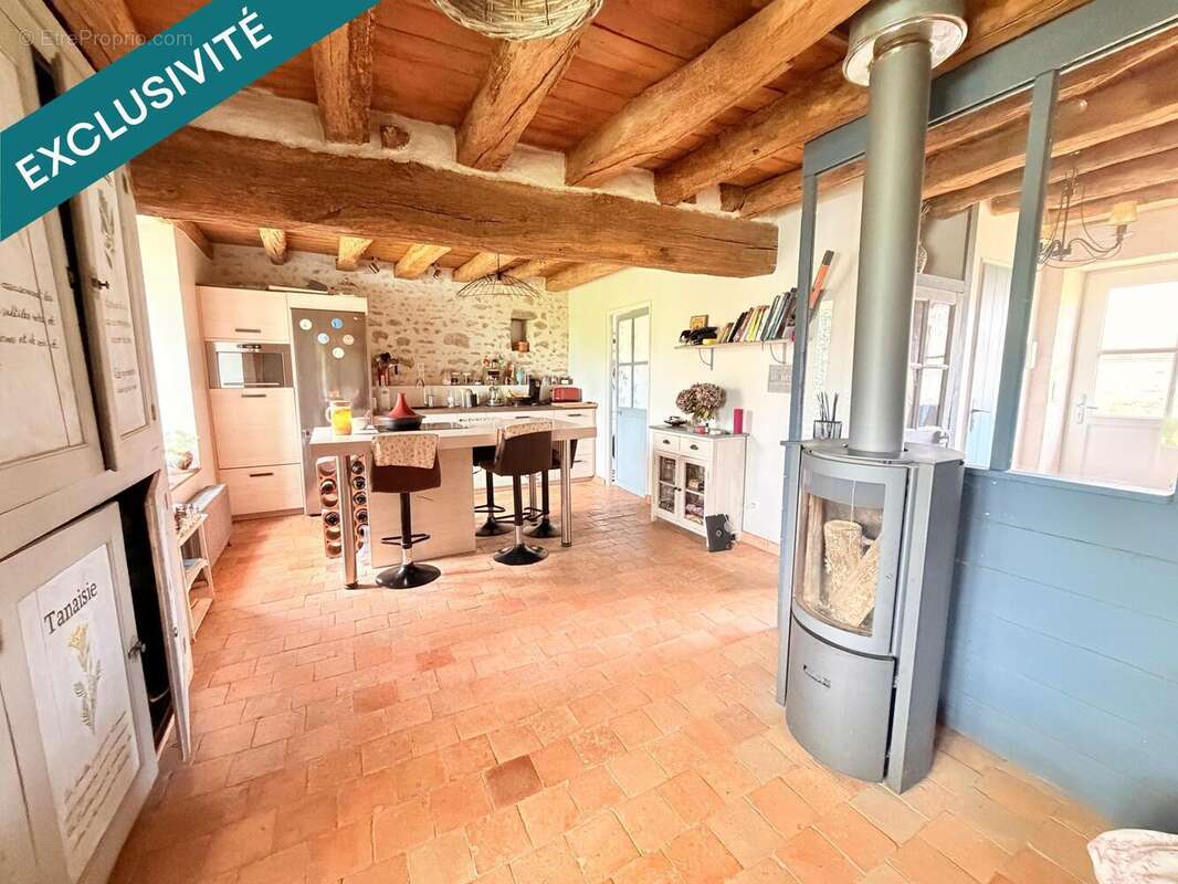 Maison 200 m² à Bou  - photo 5