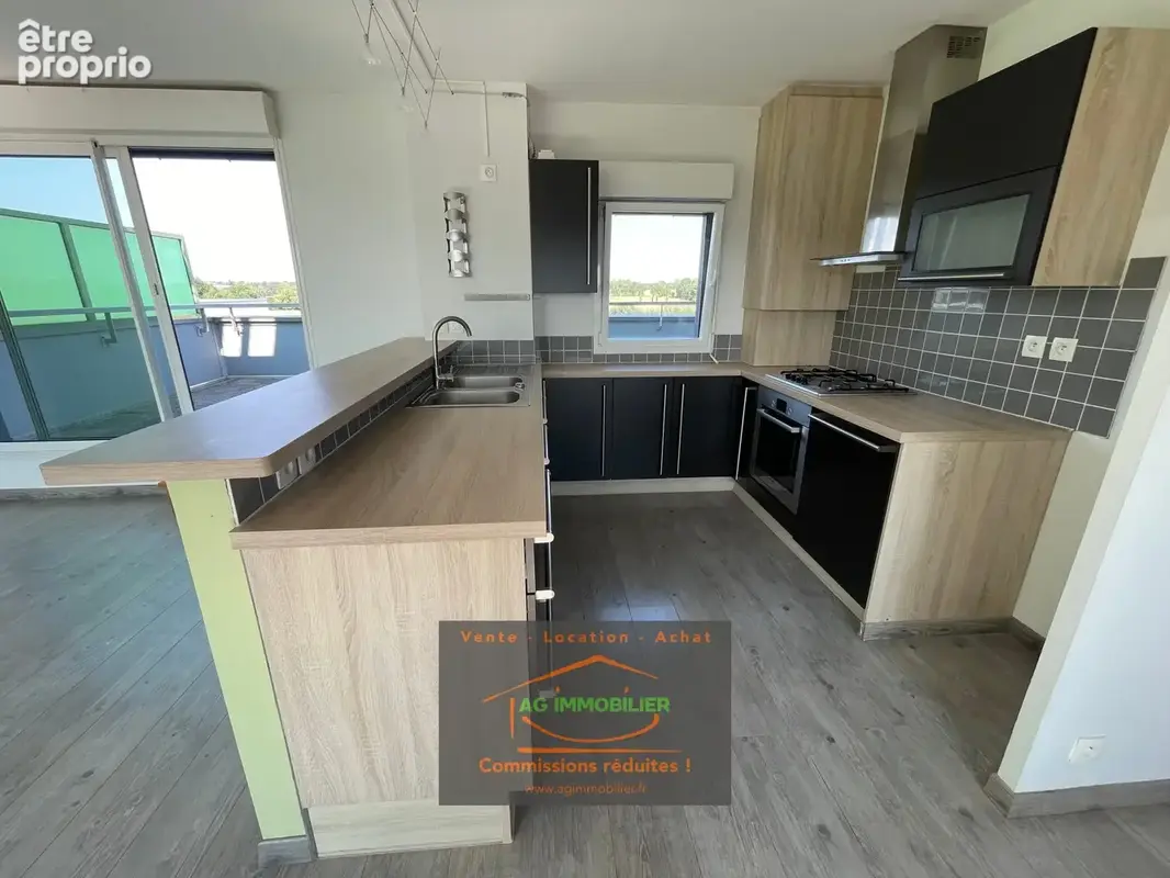 Appartement 90 m² à Pace  - photo 4