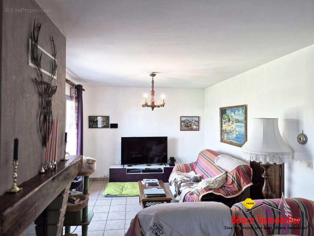 Maison à SAINT-PALAIS