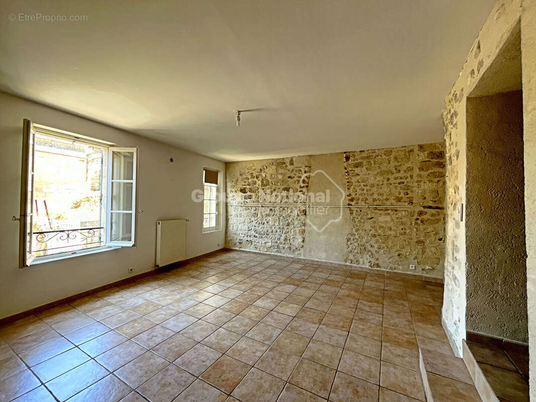 Appartement T3 de charme - Coeur historique d'Arles - 74 m² - photo 3